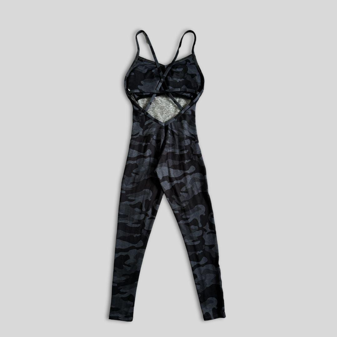 Camouflage Chic: Sleek and Sexy Gym Wear Set